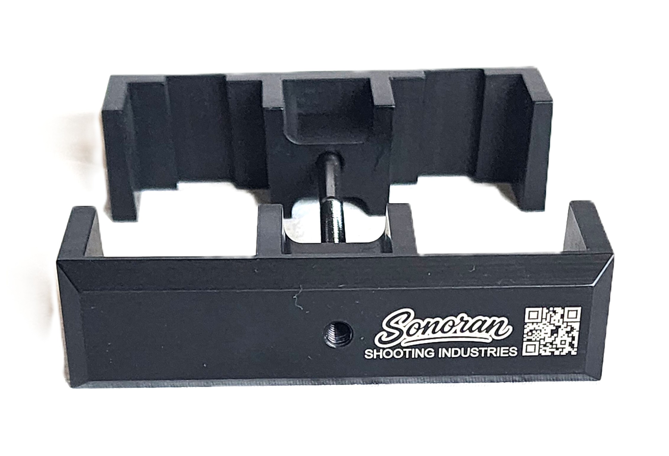 Coupler halves with engraved logo